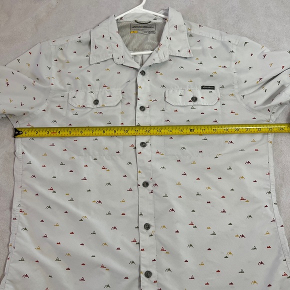 Men’s Eddie Bauer short sleeve button up large classic fit - Picture 4 of 5